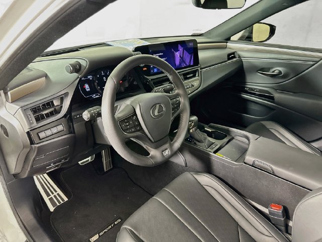 Used 2024 Lexus ES 350 F Sport w/ Technology Package FWD image 13