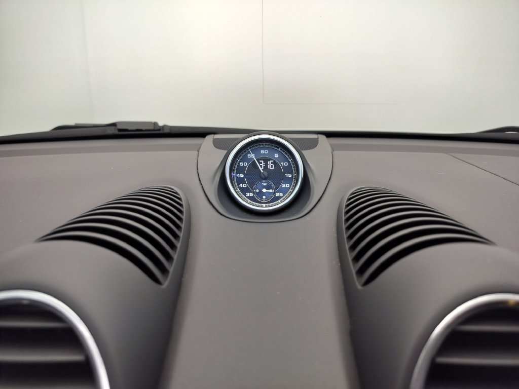 Certified 2020 Porsche 718 Boxster Spyder RWD image 10