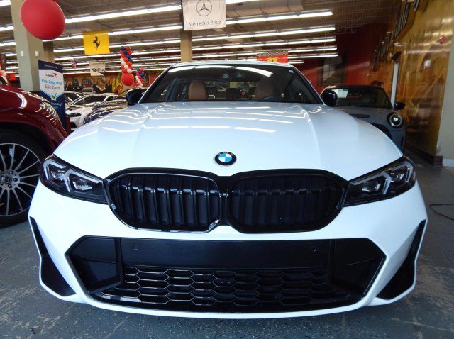Used 2023 BMW 330i xDrive Sedan w/ M Sport Package image 3