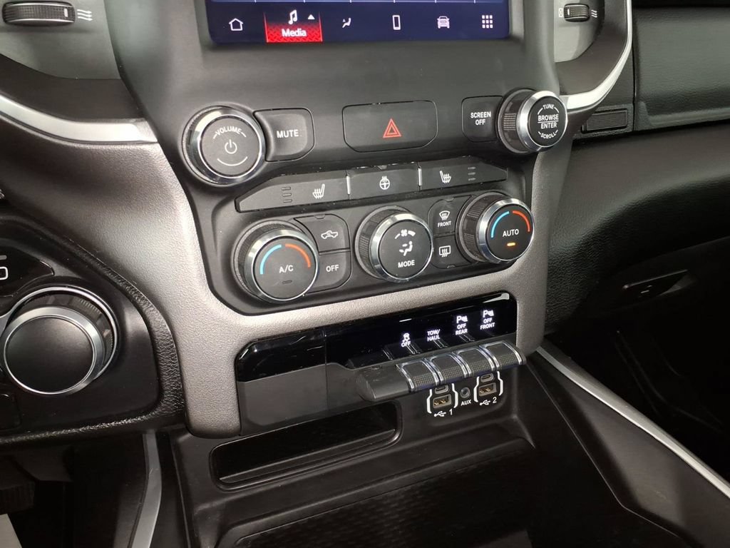 Used 2022 RAM 1500 Big Horn AWD/4WD image 21
