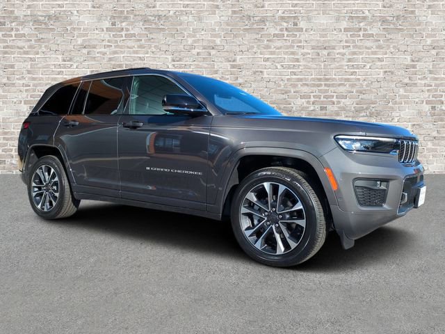 New 2025 Jeep Grand Cherokee Overland w/ Luxury Tech Group IV image 1