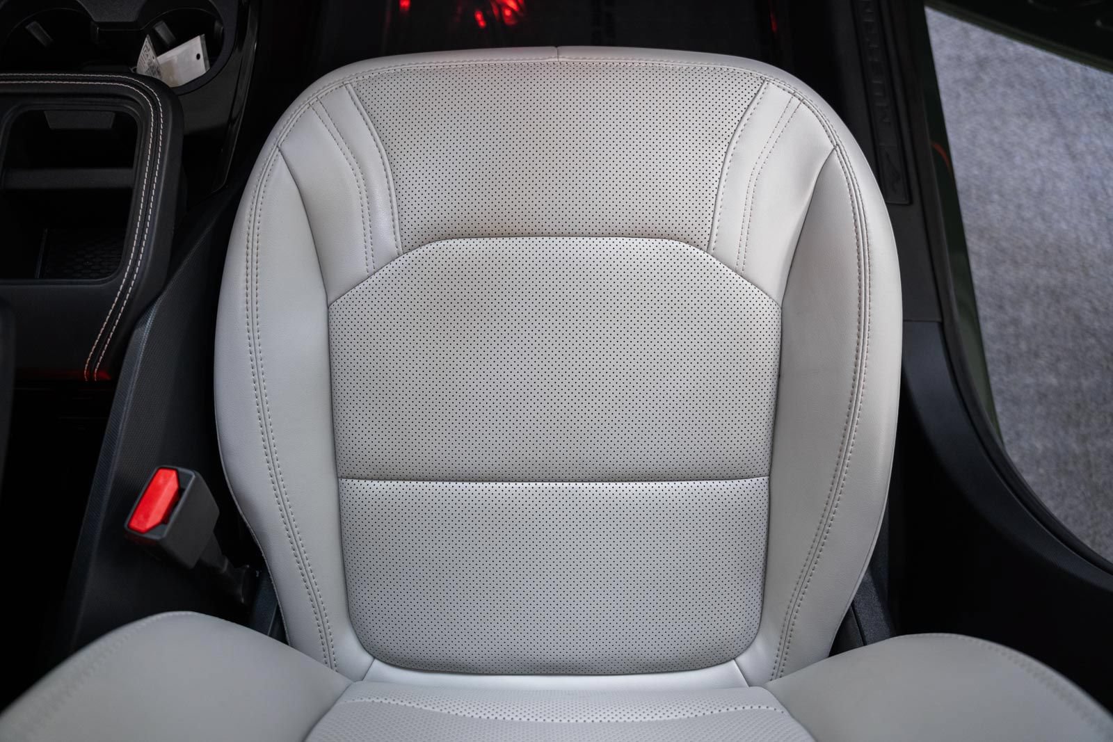 Certified 2025 Ford Mustang Mach-E Premium AWD/4WD image 34