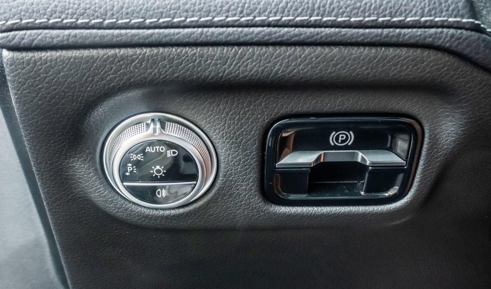 Used 2023 Mercedes-Benz EQS 580 4MATIC Sedan image 19