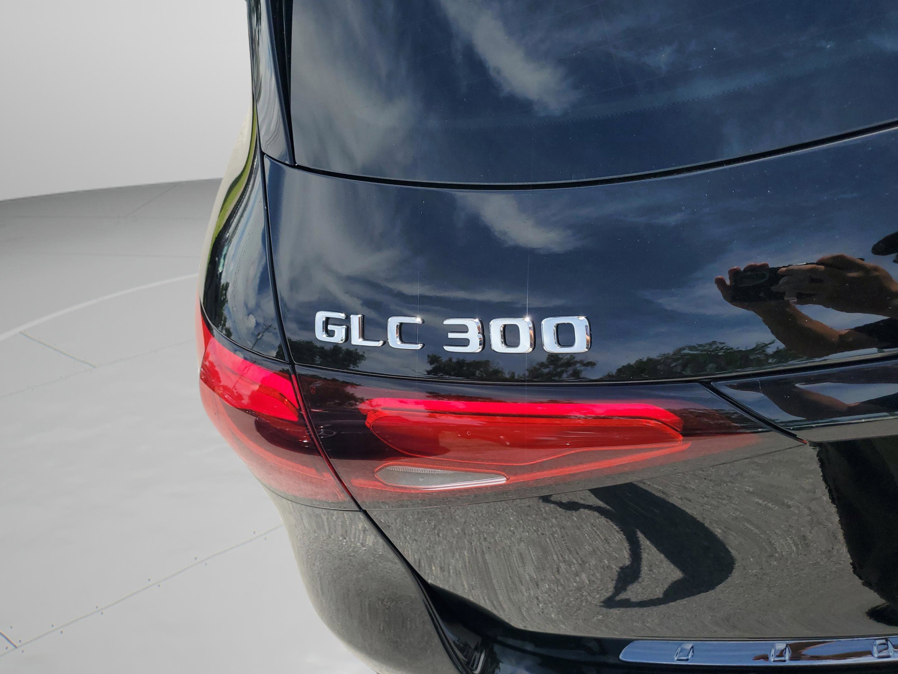 Certified 2026 Mercedes-Benz GLC 300 4MATIC image 7