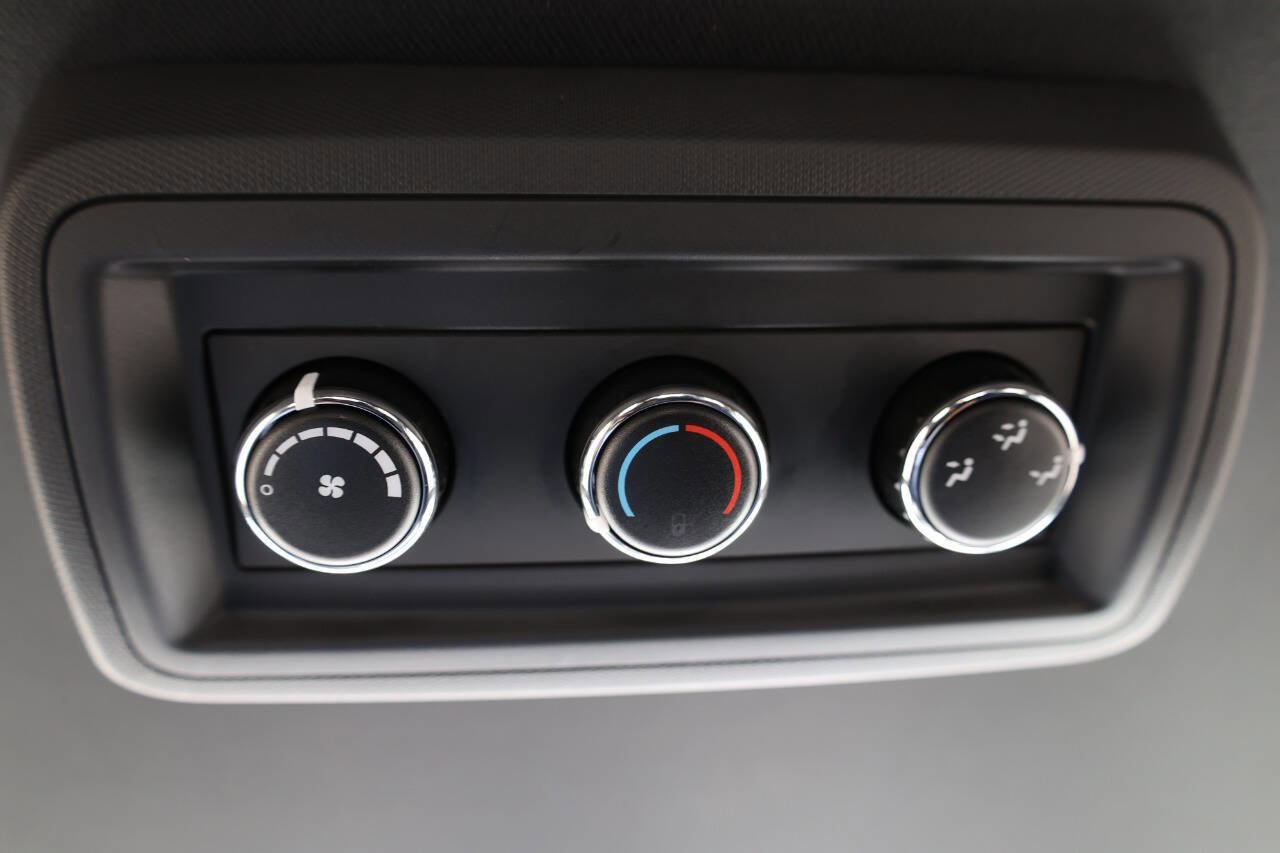 Used 2019 Dodge Grand Caravan SXT FWD image 23