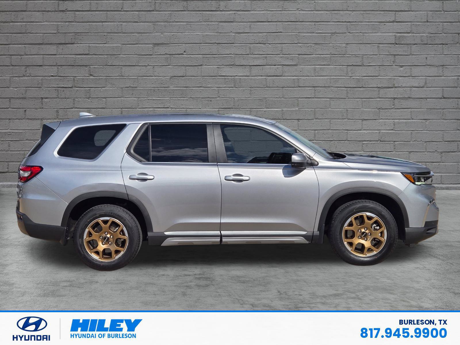 Used 2024 Honda Pilot EX-L image 3