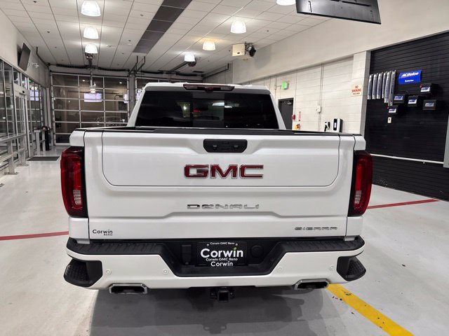 Used 2023 GMC Sierra 1500 Denali w/ Denali Reserve Package AWD/4WD image 8