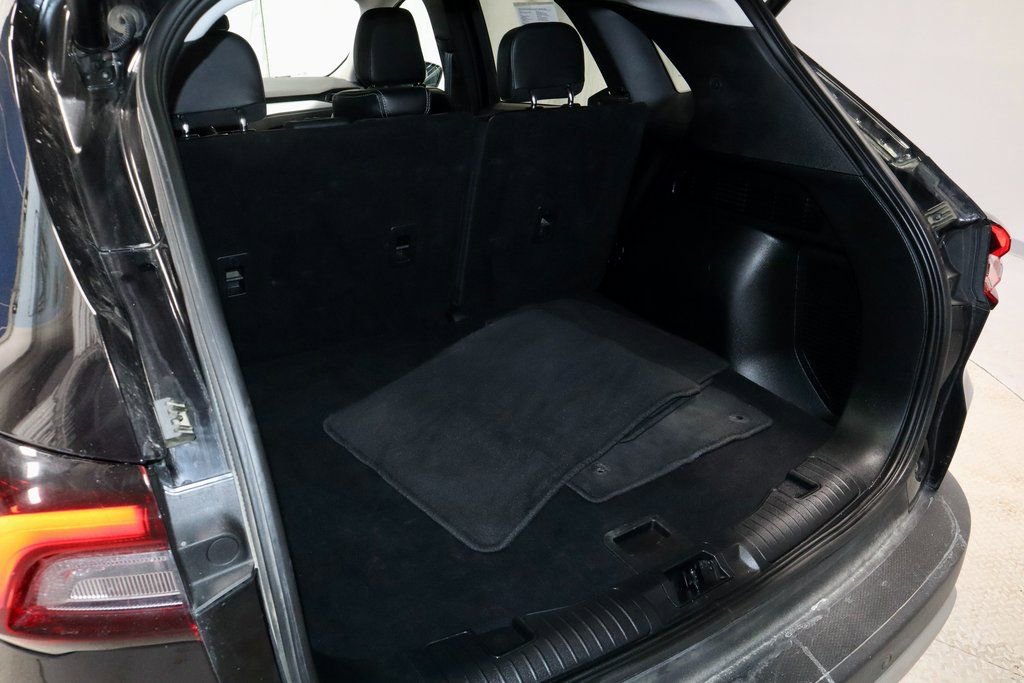 Used 2025 Ford Escape Platinum image 13