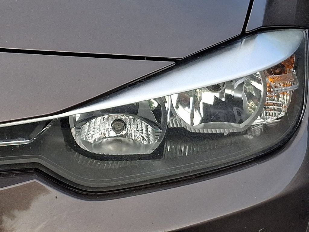 Used 2015 BMW 328i Sedan RWD image 10