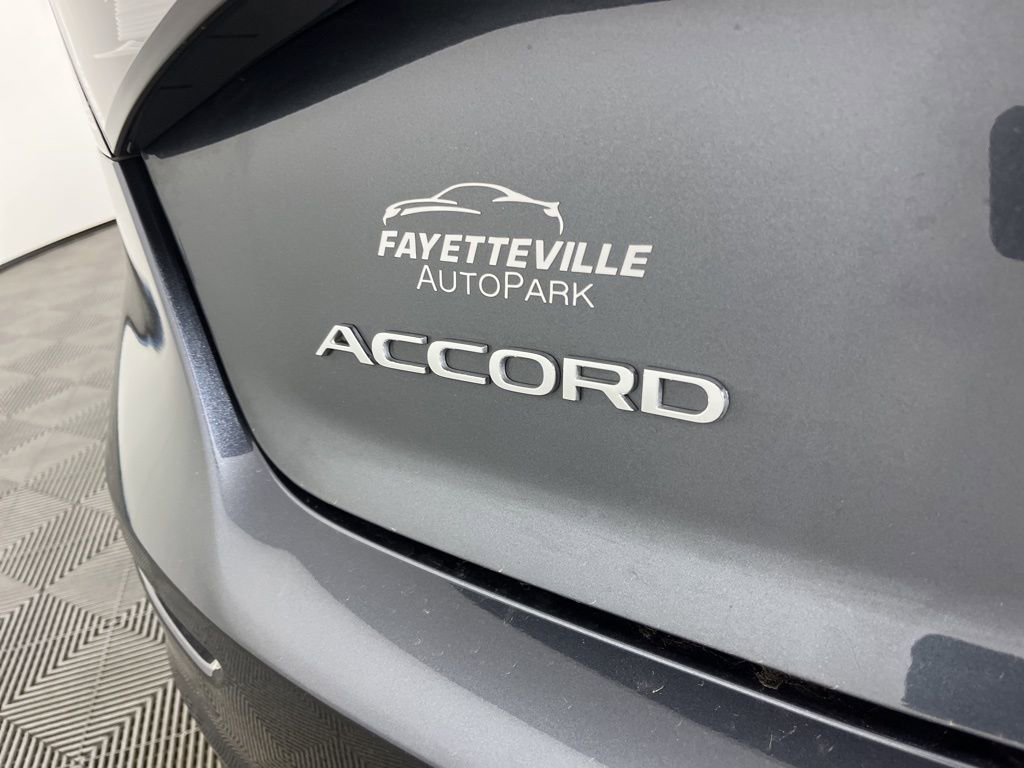 Used 2025 Honda Accord SE image 18