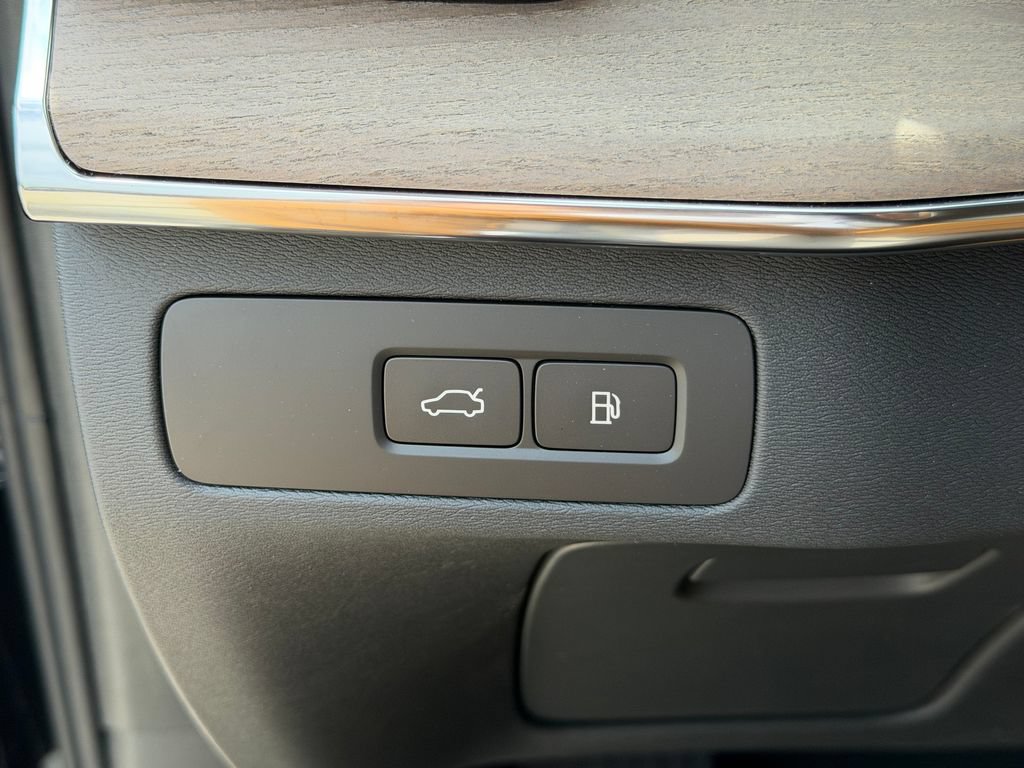 New 2026 Volvo XC90 T8 Ultra AWD/4WD image 32
