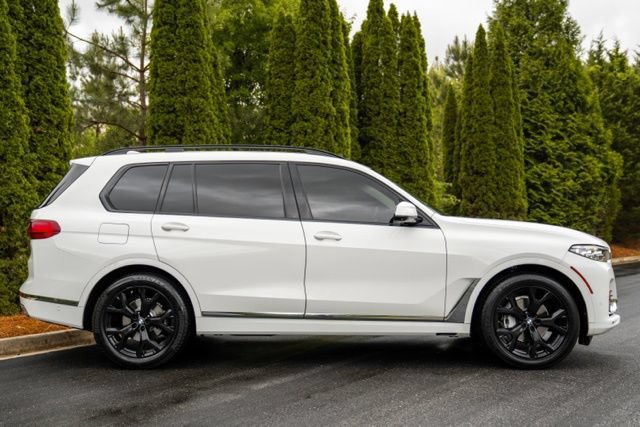 Used 2021 BMW X7 xDrive40i w/ Premium Package AWD/4WD image 12
