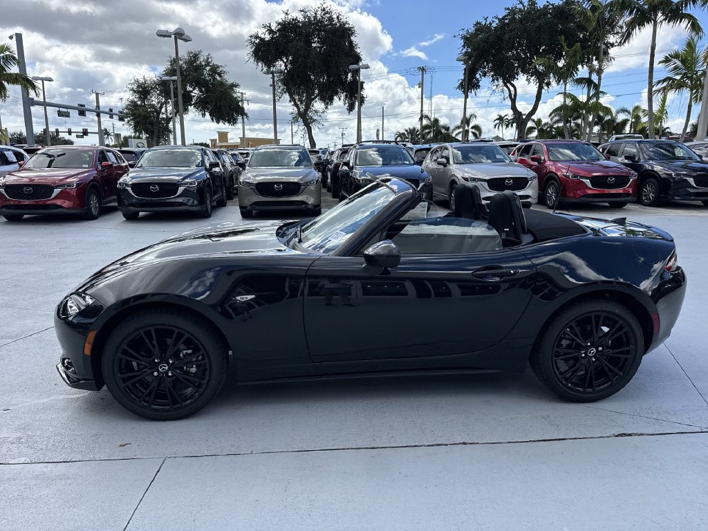 New 2026 MAZDA MX-5 Miata Club w/ Interior Package RWD image 11