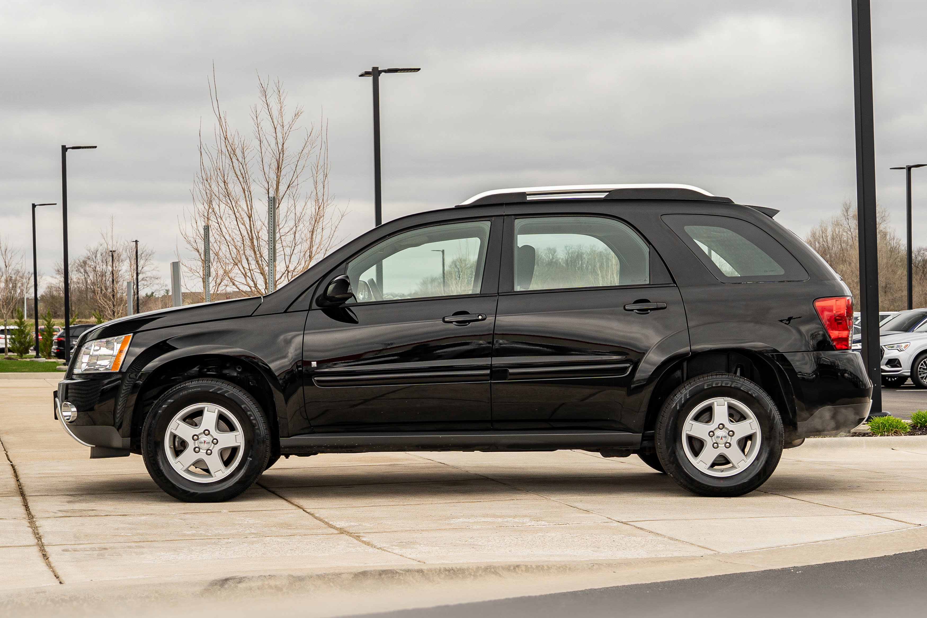 Used 2007 Pontiac Torrent AWD image 6