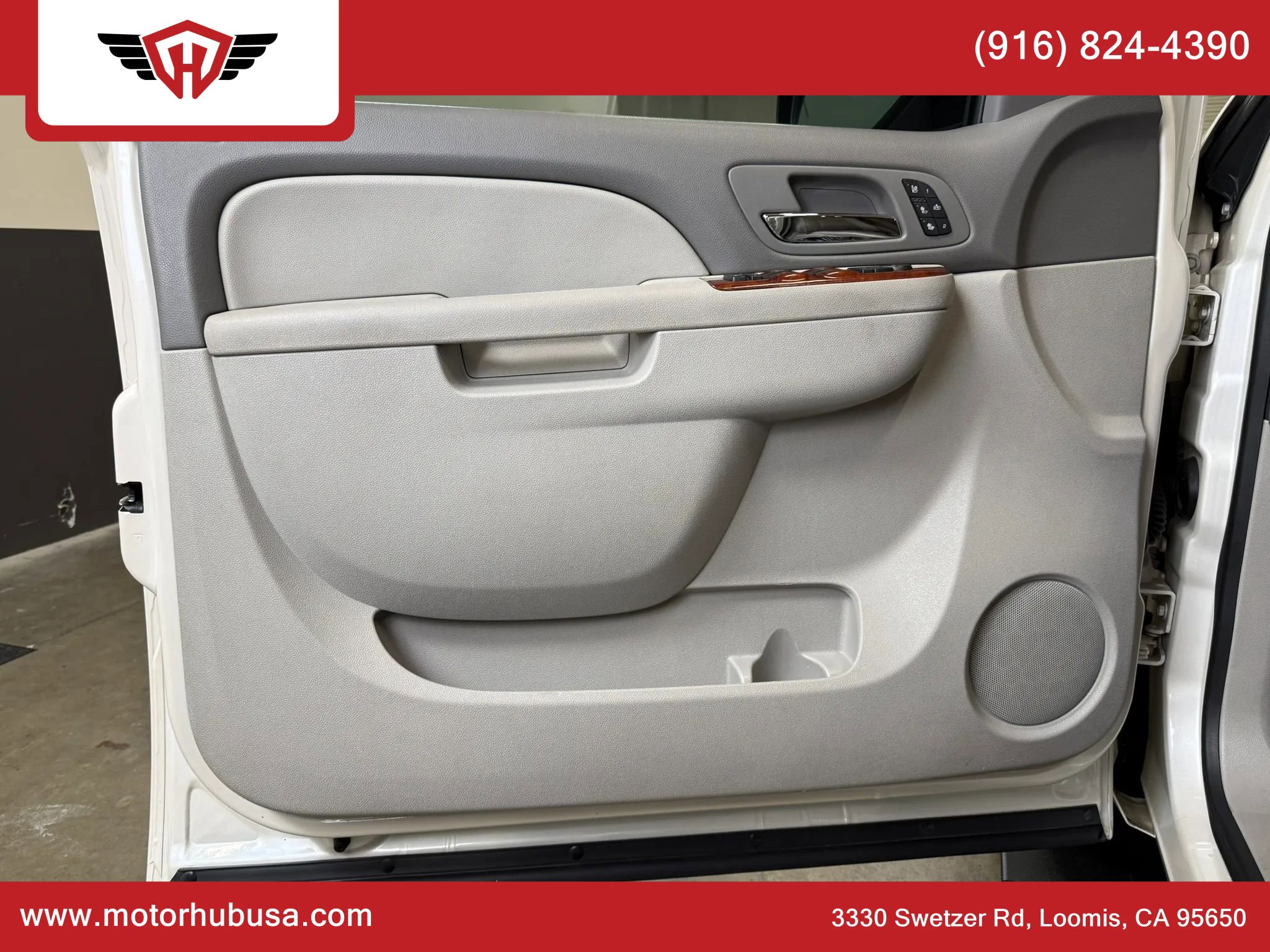 Used 2013 Chevrolet Tahoe LTZ AWD/4WD image 42