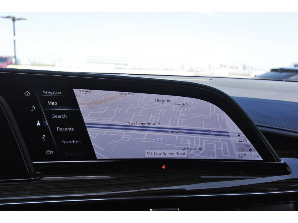 Certified 2024 Cadillac Escalade ESV Premium Luxury image 24