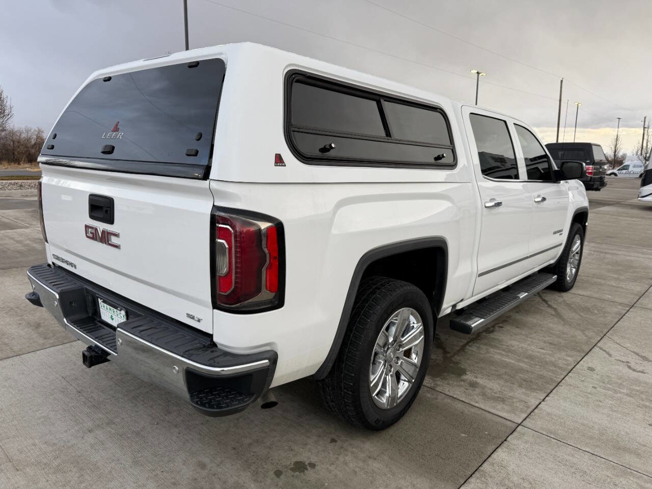 Used 2018 GMC Sierra 1500 SLT image 3