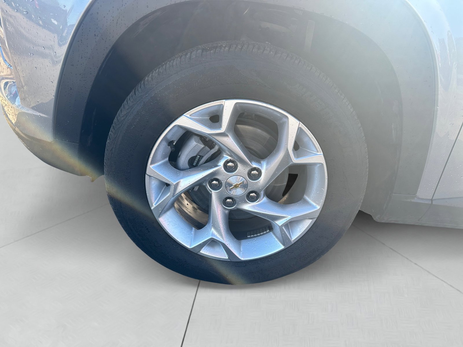 Used 2025 Chevrolet Trax LS w/ LS Convenience Package image 14