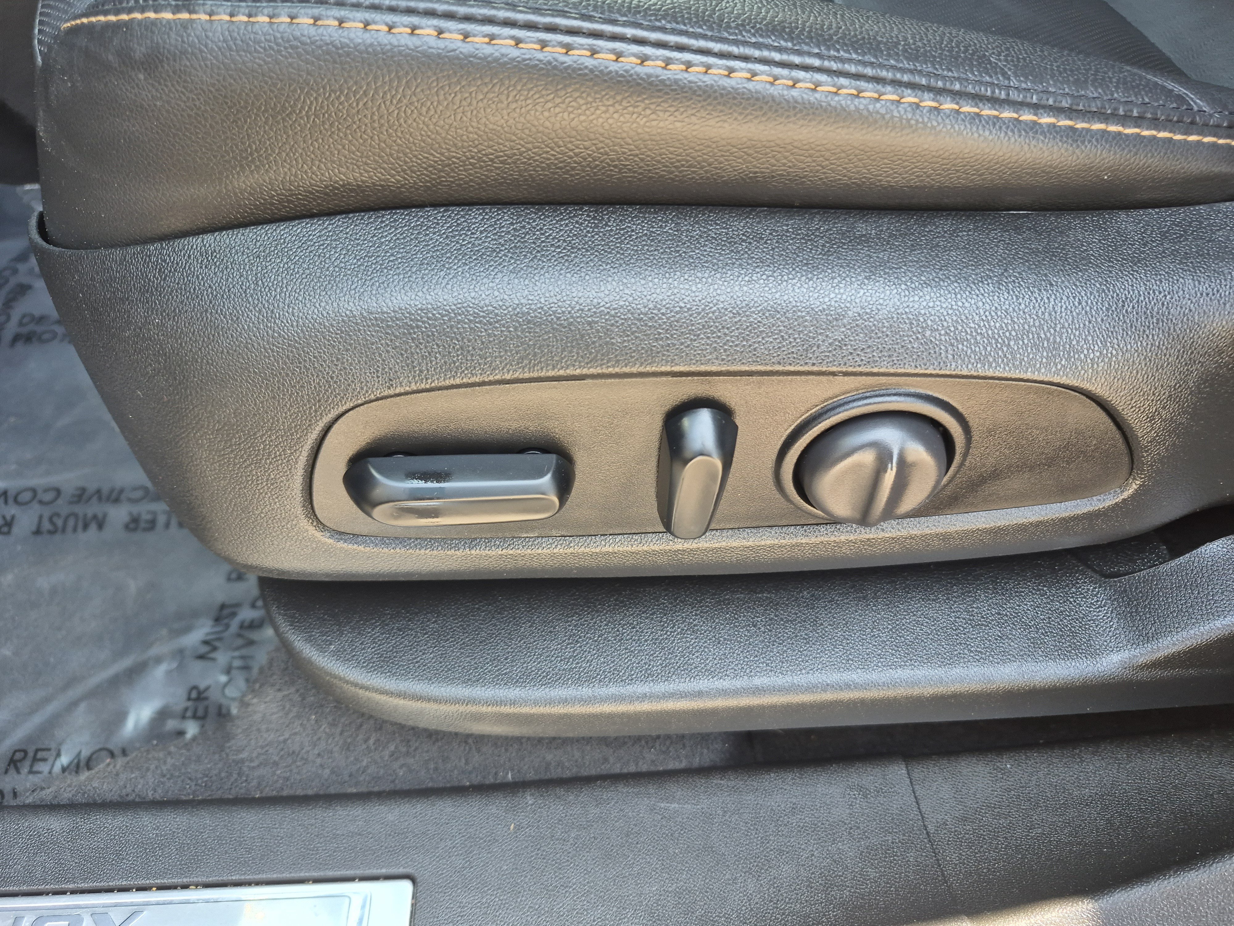 Used 2020 Chevrolet Equinox Premier AWD/4WD image 15