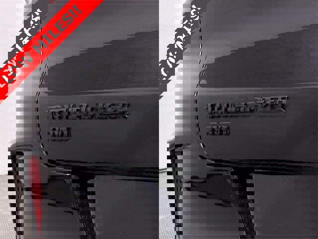 Used 2023 Chevrolet TrailBlazer RS w/ Sun and Liftgate Package image 32