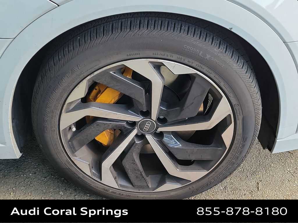 Certified 2023 Audi e-tron Premium Plus w/ Premium Plus Package image 16