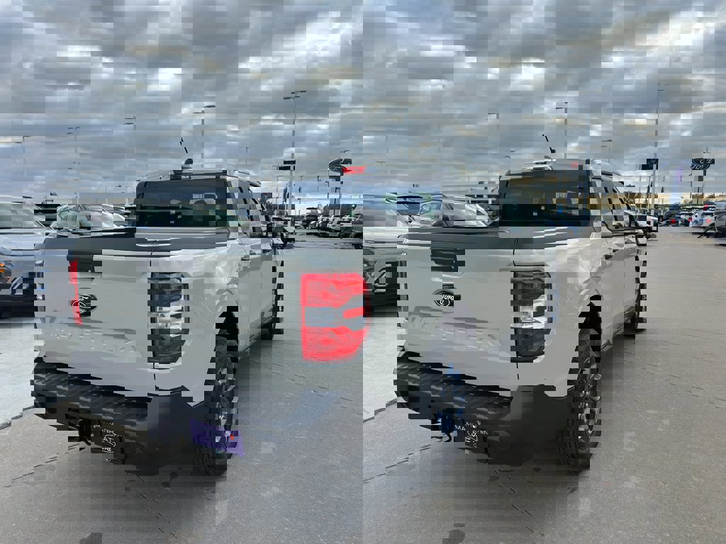 New 2025 Ford Maverick XLT w/ XLT Luxury Package image 6