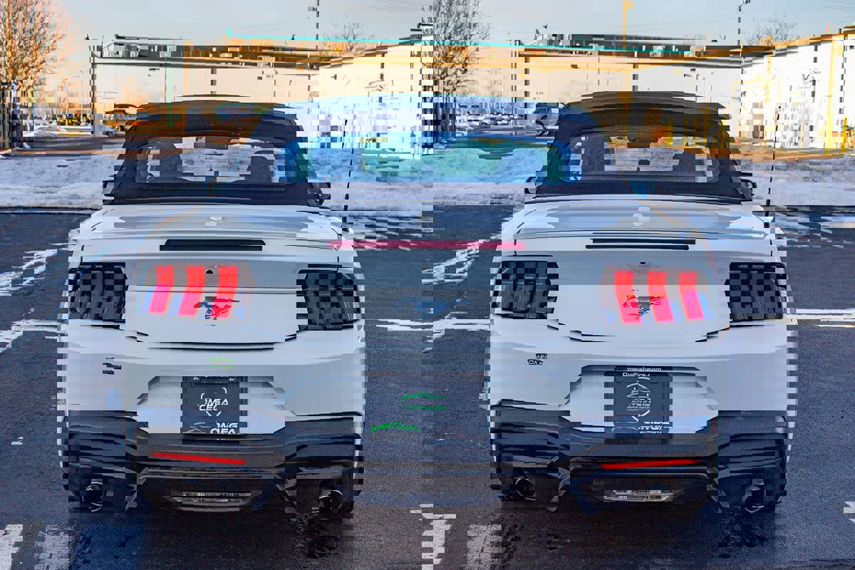 Used 2024 Ford Mustang Premium image 6