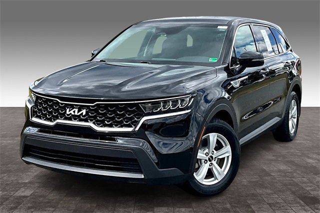 Used 2023 Kia Sorento LX image 3
