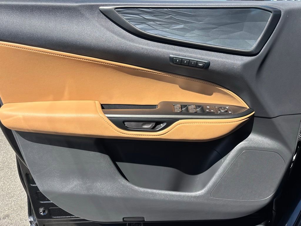 Used 2025 Lexus NX 350 AWD w/ Cold Area Package image 18