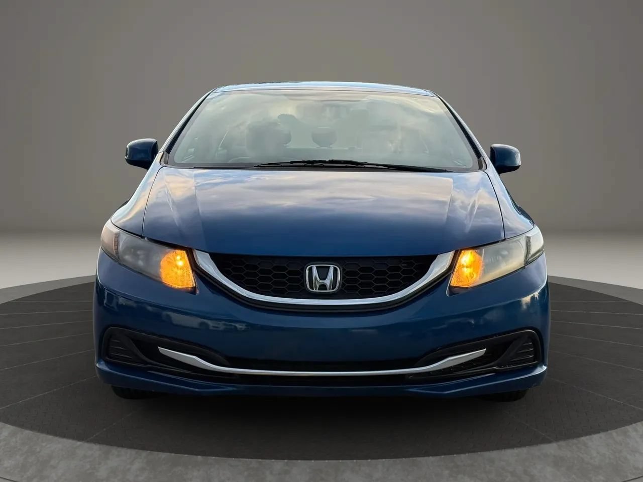 Used 2013 Honda Civic LX image 2