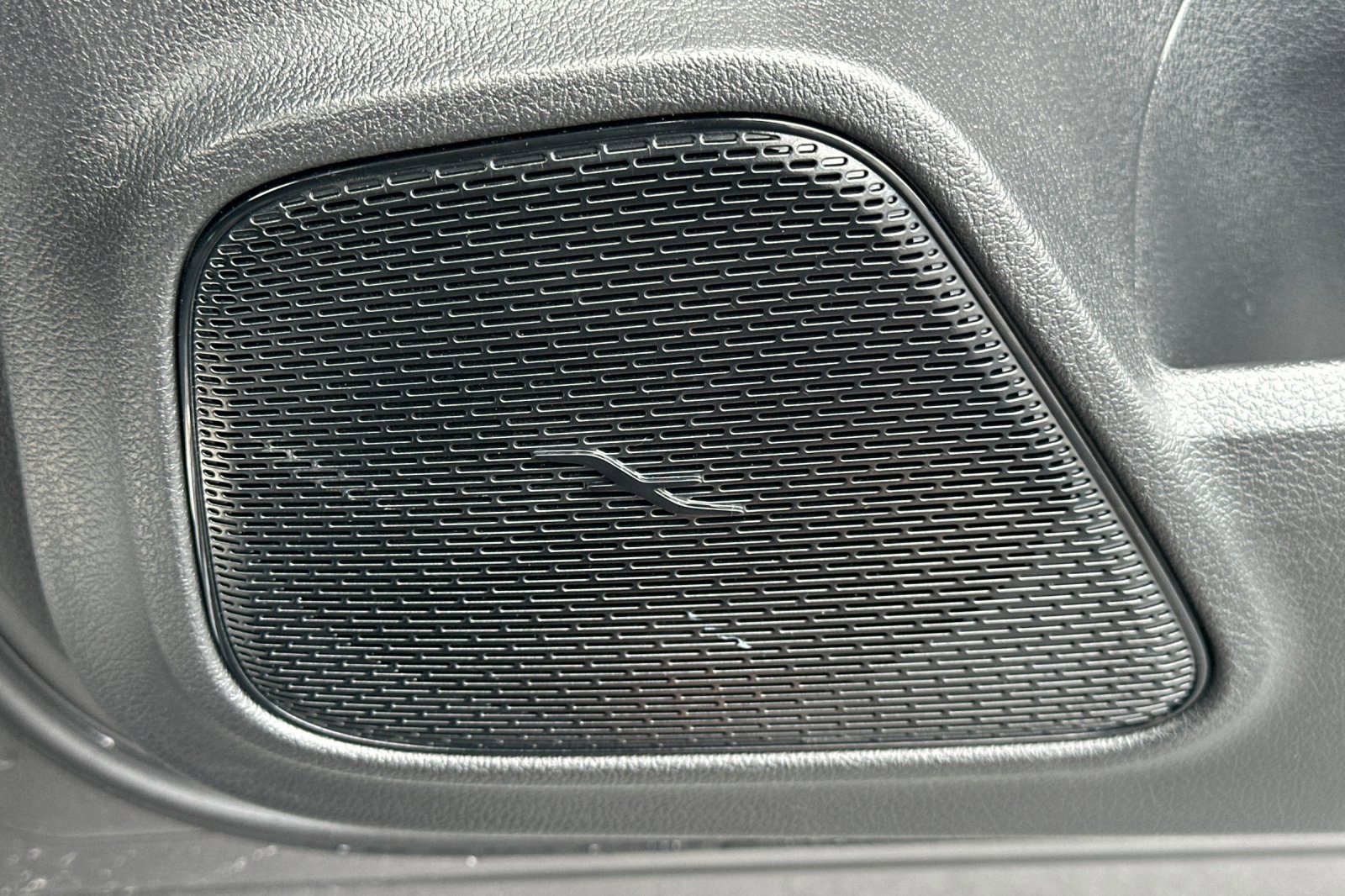 Certified 2025 Mercedes-Benz EQB 250+ image 23