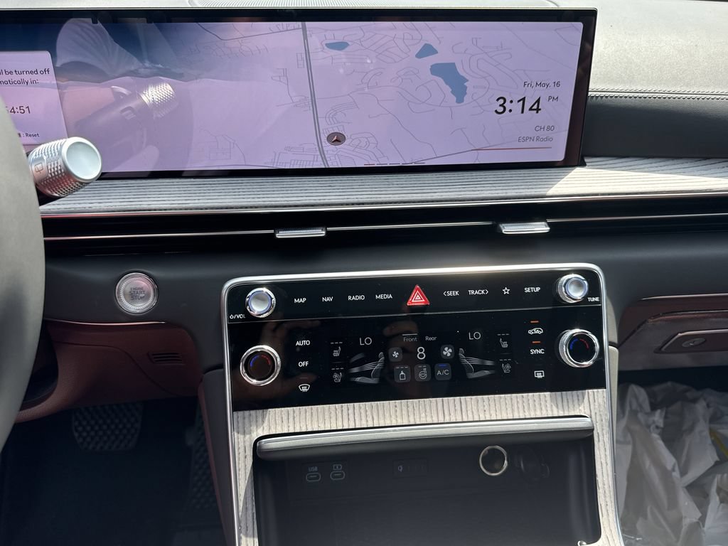 New 2025 Genesis GV80 3.5T Prestige AWD/4WD image 31