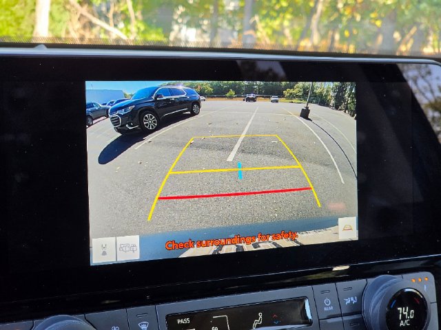 Used 2024 Toyota Grand Highlander AWD Hybrid image 32