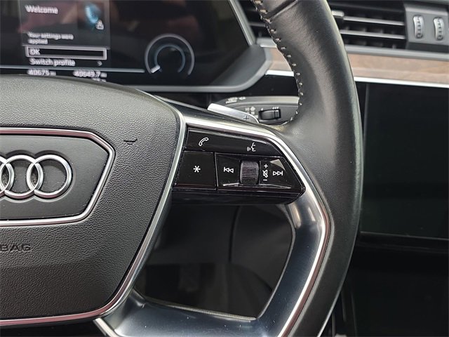 Used 2020 Audi e-tron Premium Plus image 18