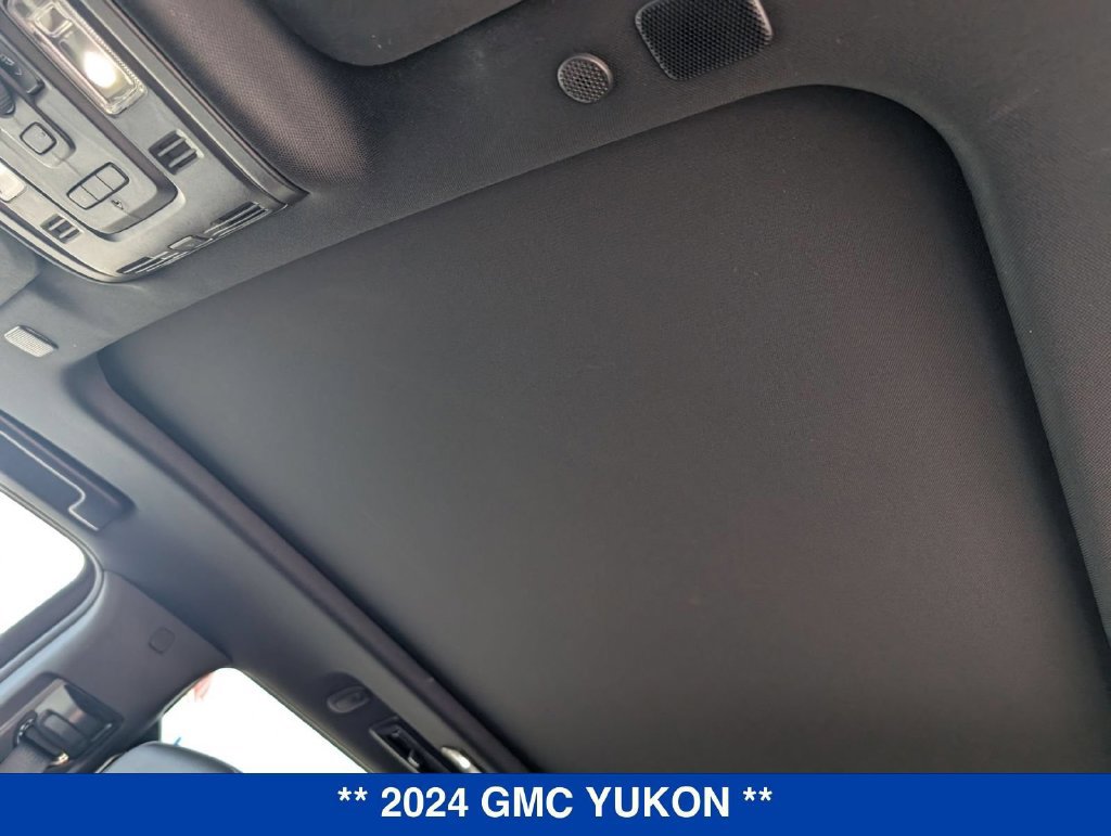 Used 2024 GMC Yukon Denali w/ Advanced Technology Package AWD/4WD image 22