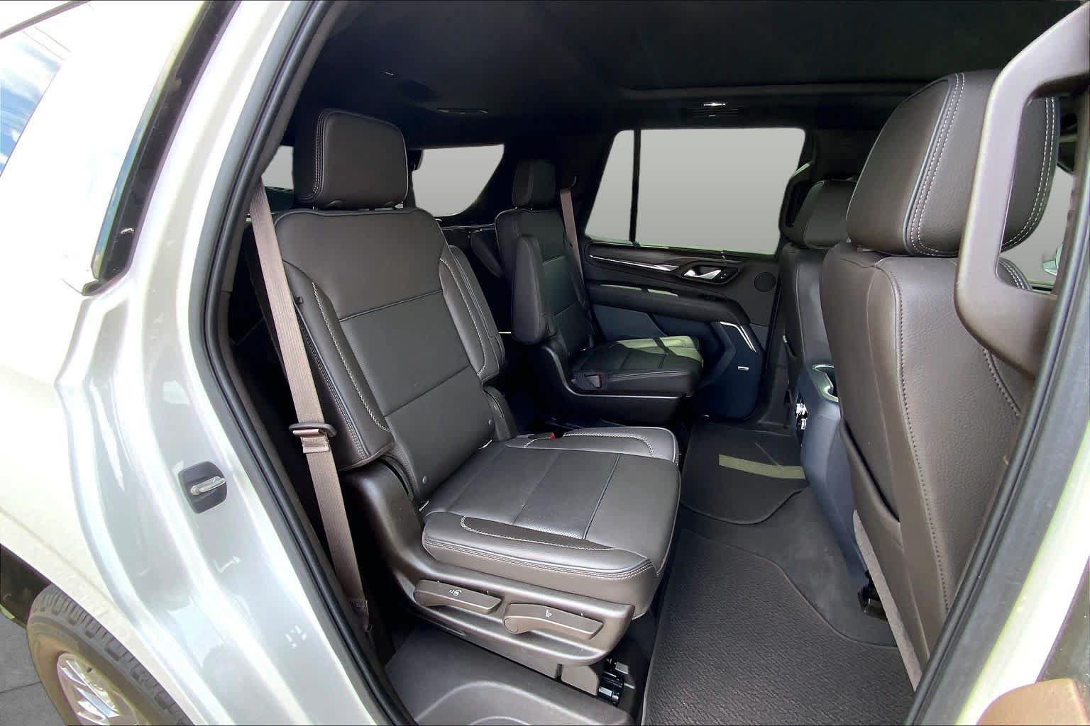 Used 2021 GMC Yukon Denali w/ Advanced Technology Package RWD image 20
