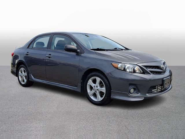 Used 2013 Toyota Corolla S FWD image 3
