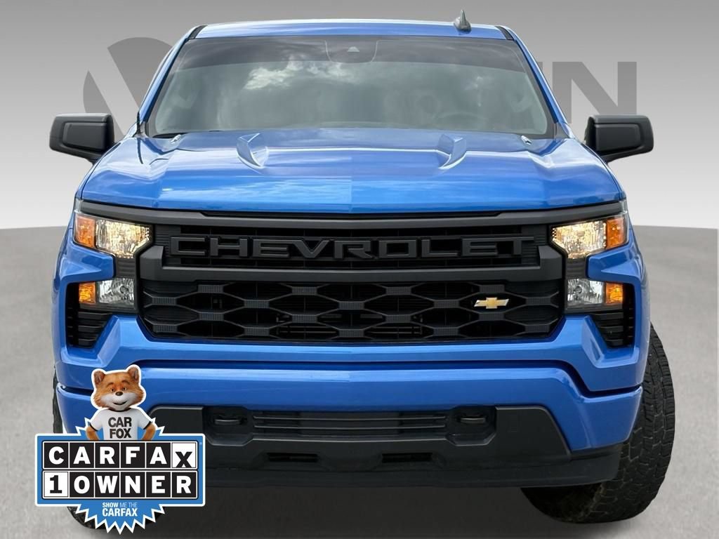 Used 2025 Chevrolet Silverado 1500 Custom AWD/4WD image 2