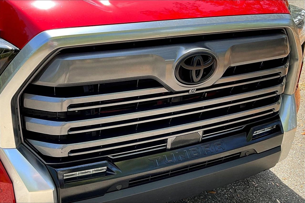 Used 2023 Toyota Tundra Limited image 32