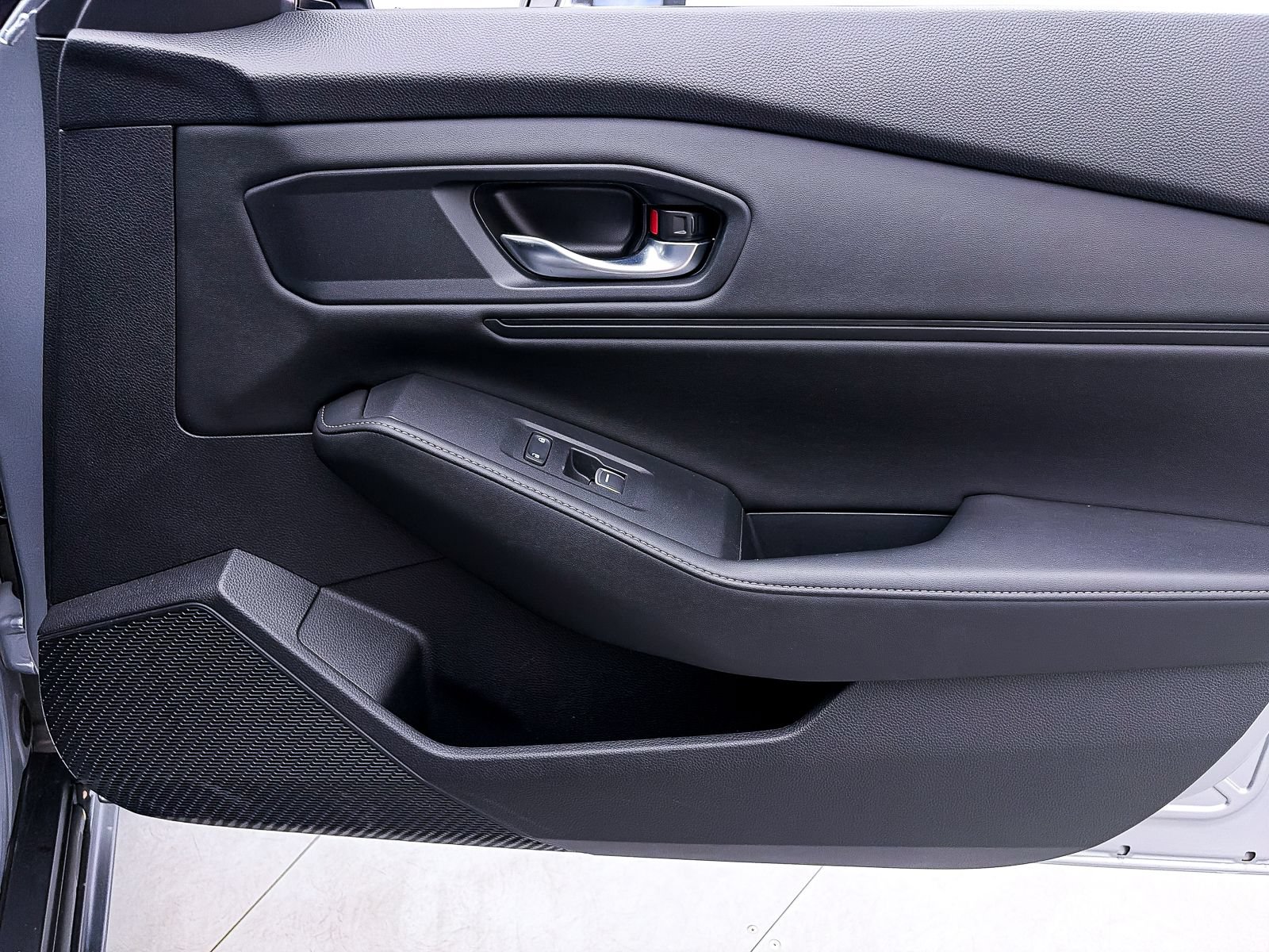 Used 2023 Honda Accord Sport image 36