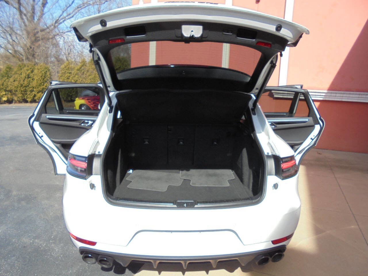 Used 2021 Porsche Macan GTS image 30