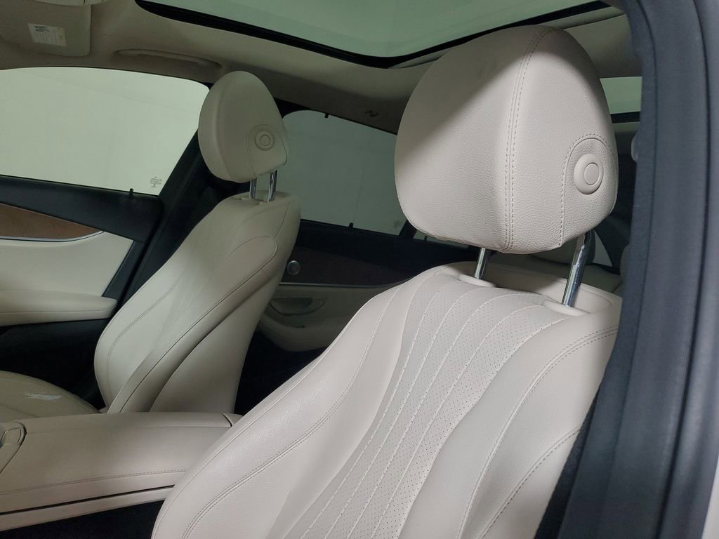 Used 2018 Mercedes-Benz E 400 4MATIC Wagon image 23
