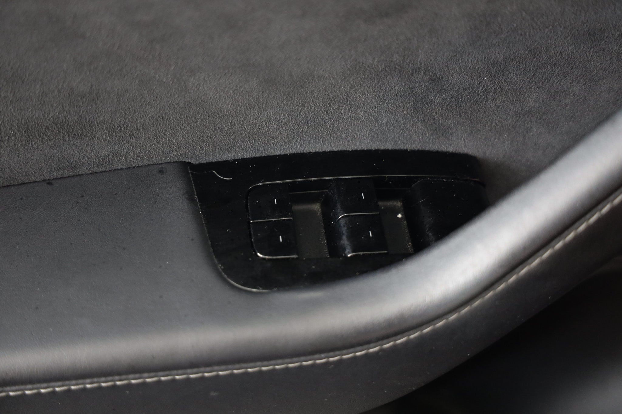 Used 2018 Tesla Model 3 Long Range RWD image 45