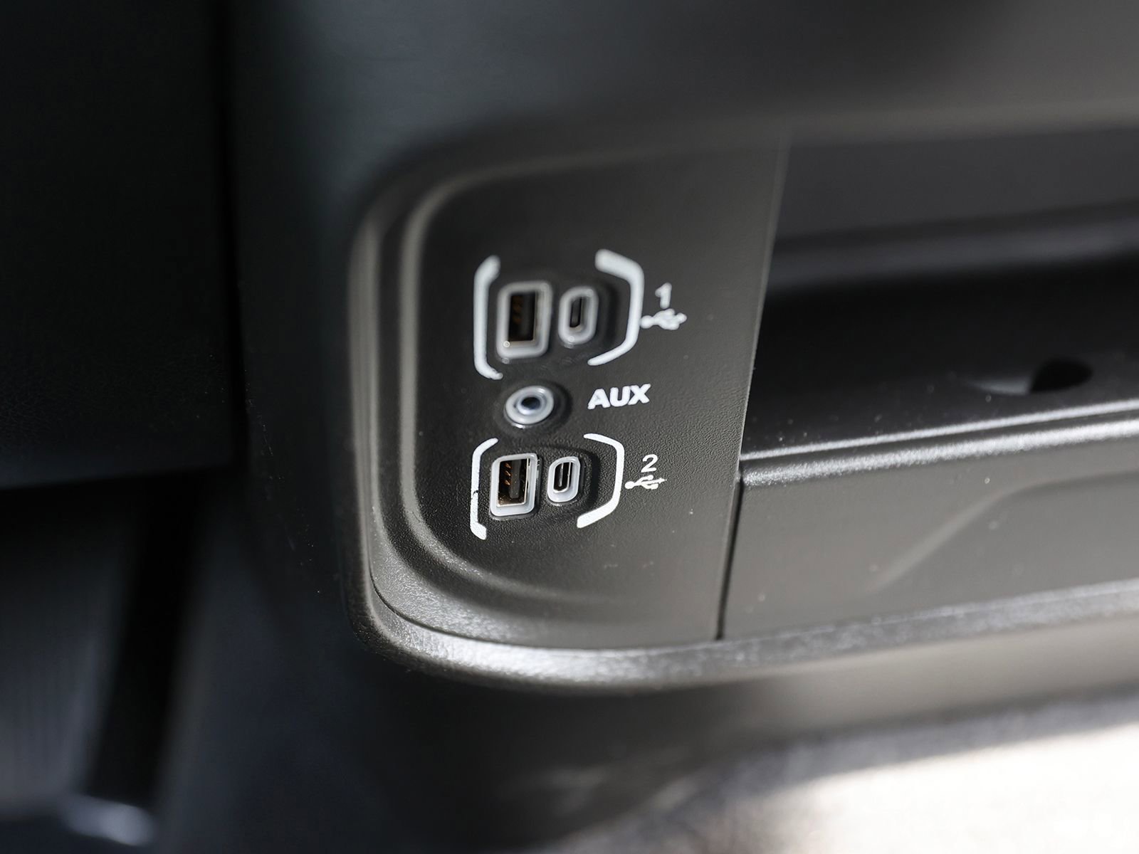 Used 2024 RAM 2500 Laramie image 35