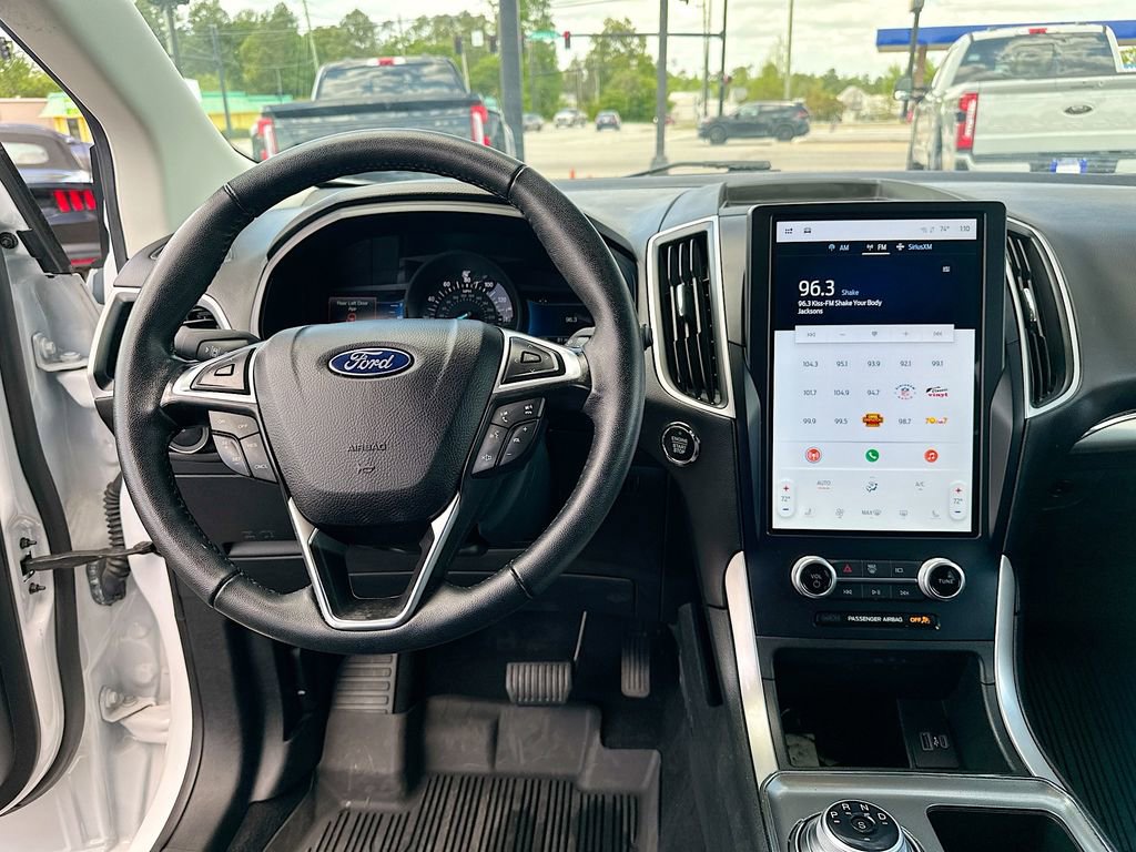 Certified 2024 Ford Edge SEL w/ Sport Appearance Package image 19