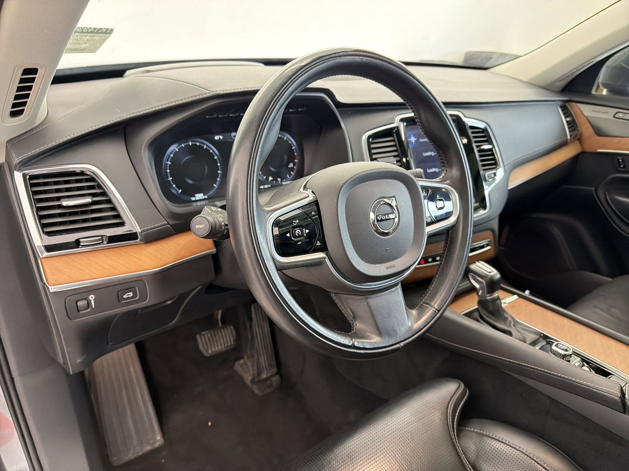 Used 2019 Volvo XC90 T6 Inscription w/ Advanced Package AWD/4WD image 4