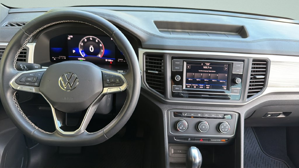 Used 2023 Volkswagen Atlas Cross Sport SE FWD image 17