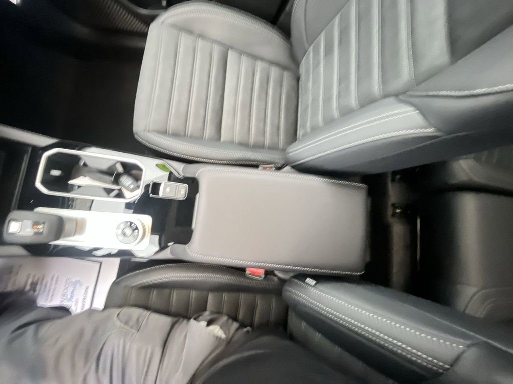 New 2026 Mitsubishi Outlander AWD image 21