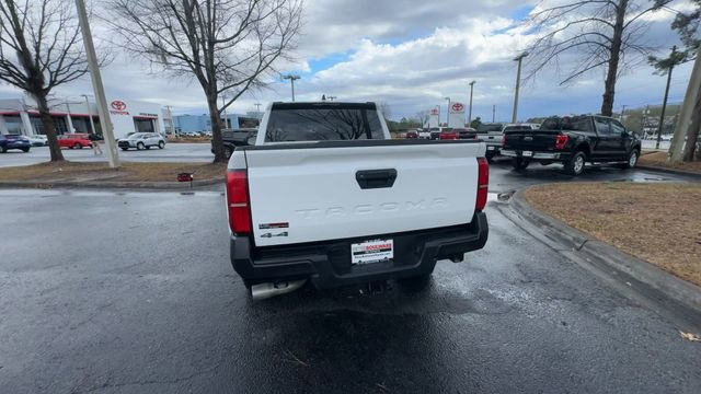 Used 2024 Toyota Tacoma SR image 12