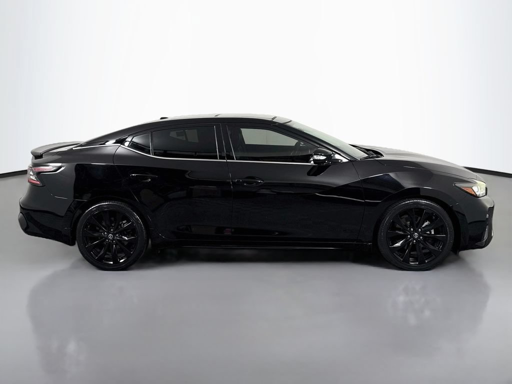 Used 2019 Nissan Maxima SR w/ Premium Package FWD image 4